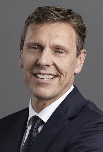 Martin L
